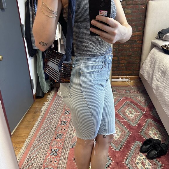 Madewell 10” High-Rise Skinny Cropped Jorts - Picture 10 of 10